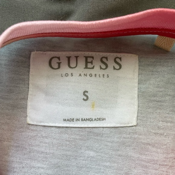 rainbow Guess t-shirt - Picture 2 of 2